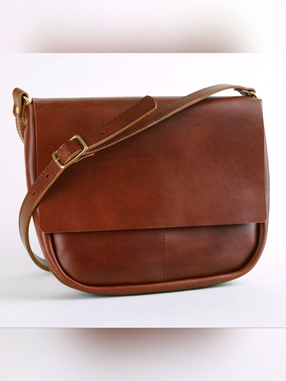 Weather & Story Mini Messenger - Like New - Brown
